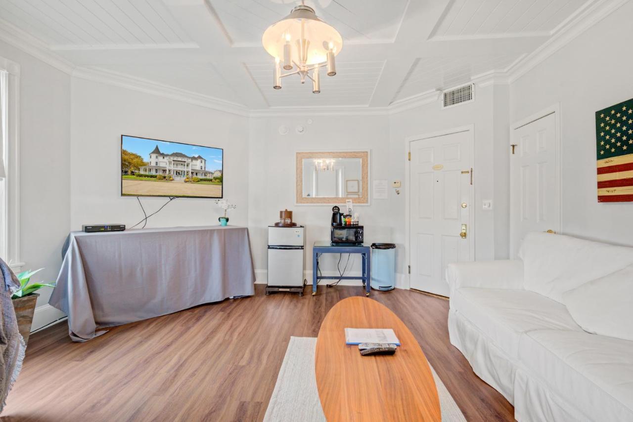ספרינג לייק The Hewitt Wellington Hotel מראה חיצוני תמונה